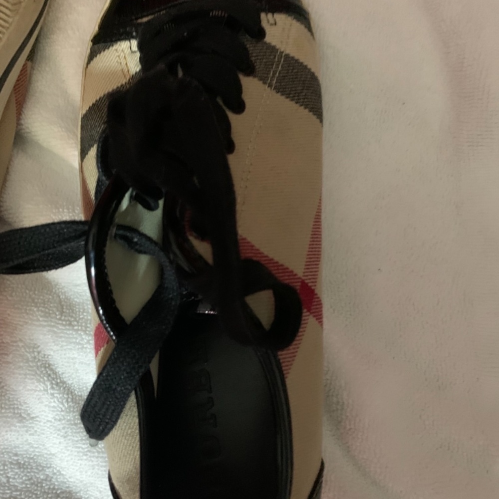 Burberry sneaker - Picture 2 of 4